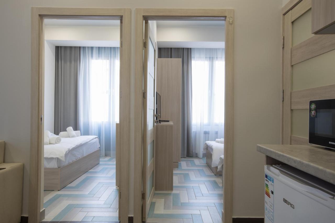Hotel Armeni Γιερεβάν Εξωτερικό φωτογραφία