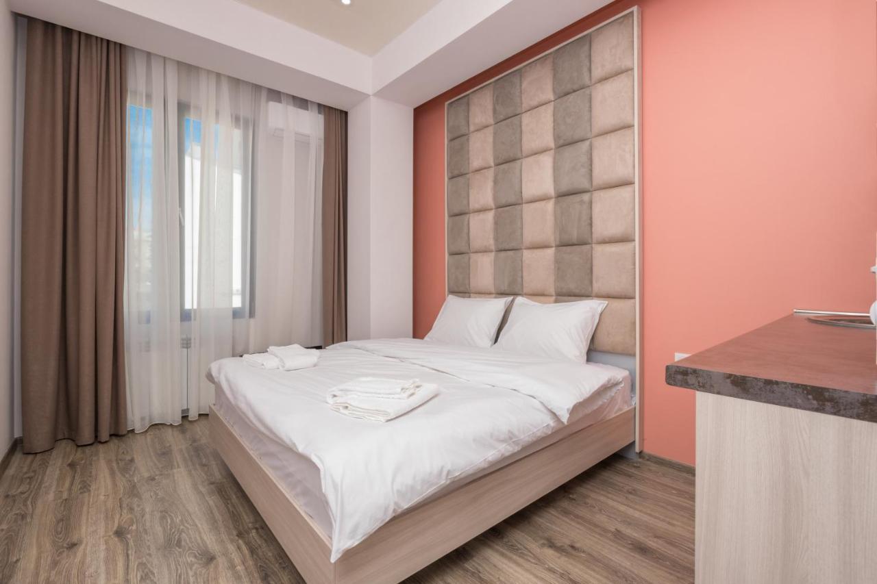 Hotel Armeni Γιερεβάν Εξωτερικό φωτογραφία