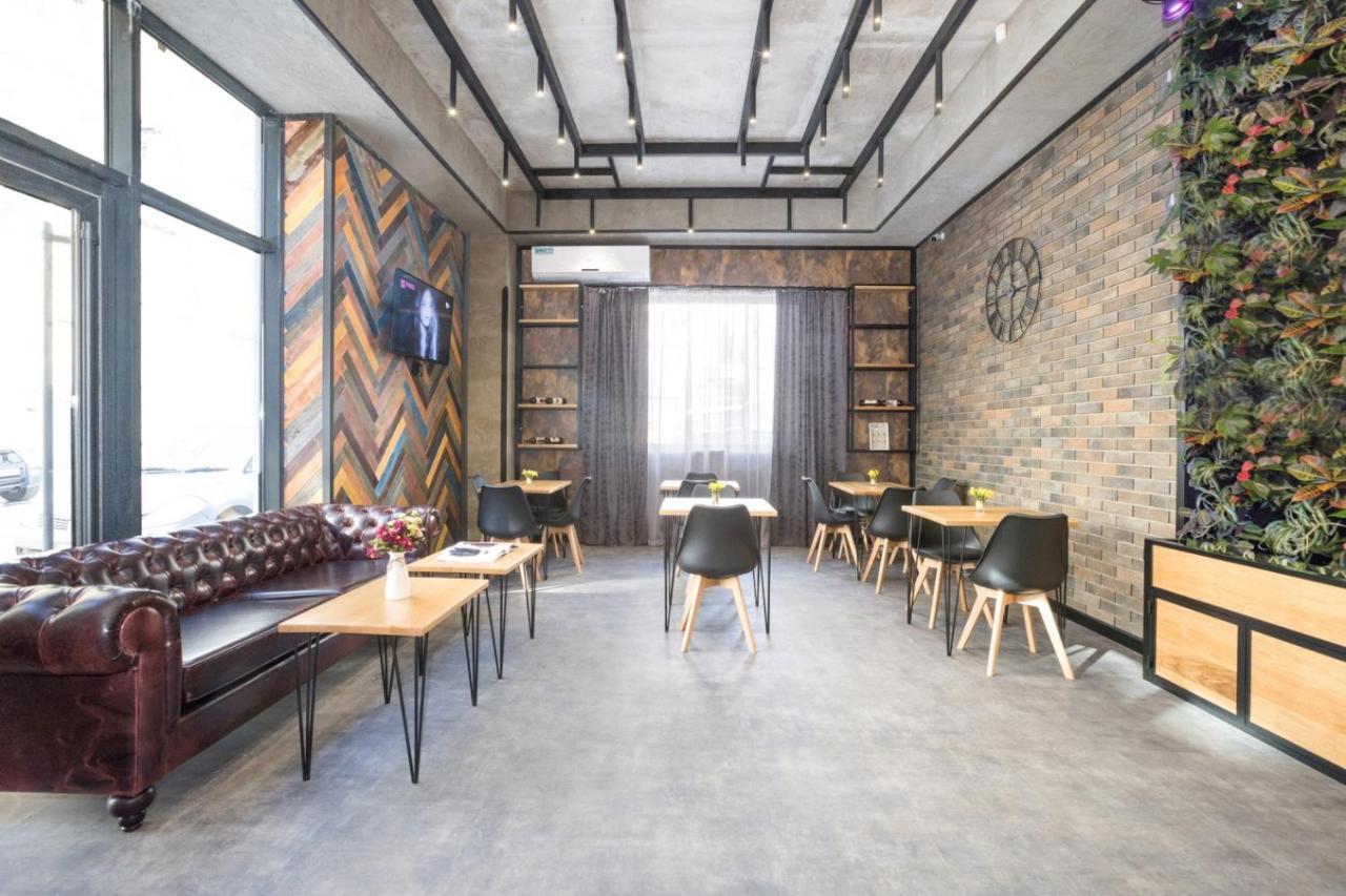 Hotel Armeni Γιερεβάν Εξωτερικό φωτογραφία