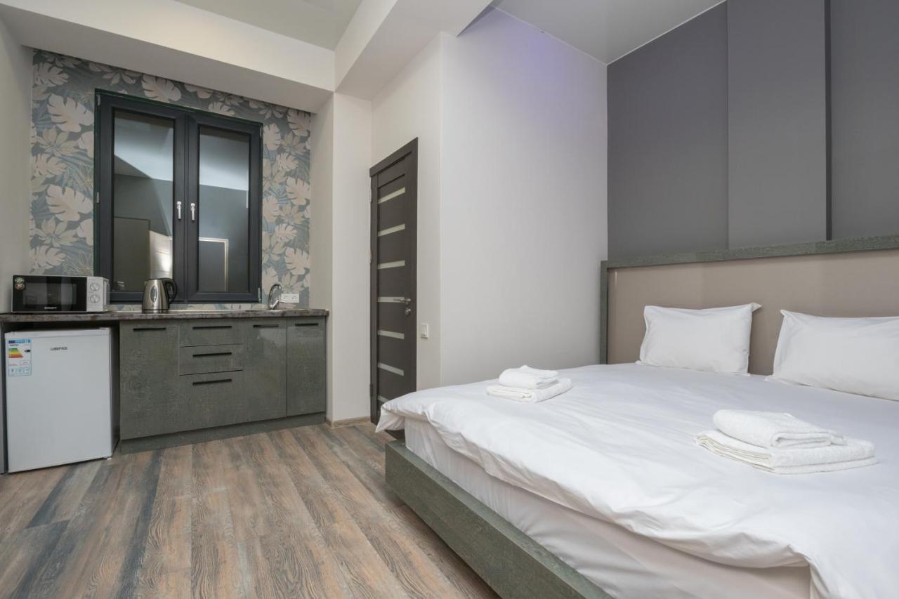 Hotel Armeni Γιερεβάν Εξωτερικό φωτογραφία